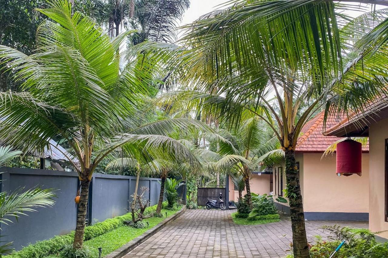 Puri Radent Ubud Redpartner Тегаллаланг Экстерьер фото