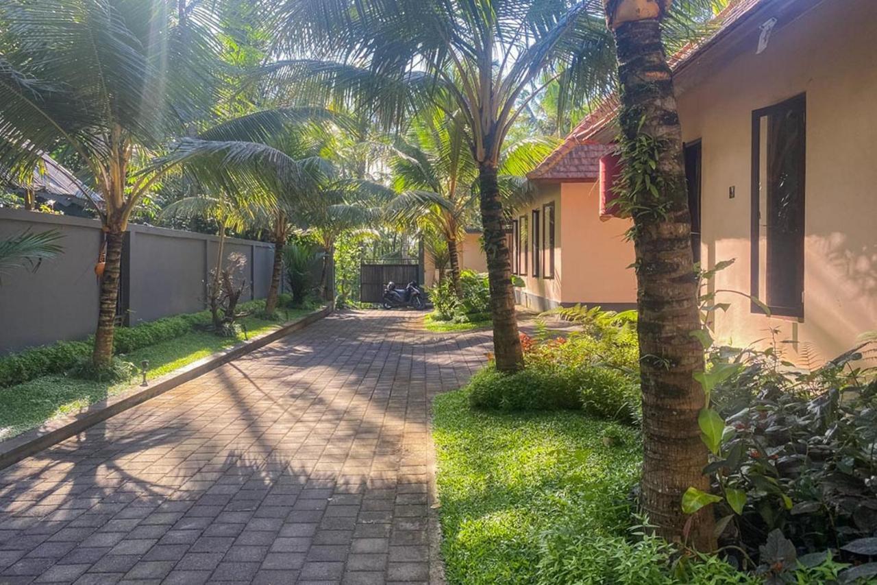 Puri Radent Ubud Redpartner Тегаллаланг Экстерьер фото